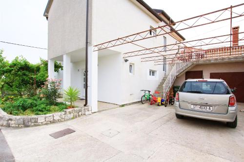 Apartment Anica - image 4