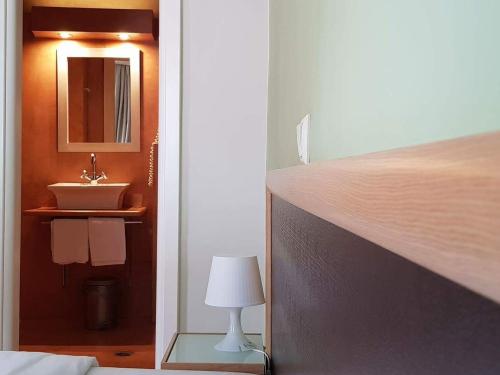 Hotel Rex – Kalampaka, KY