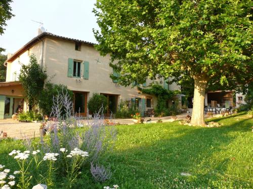 La Source, Vegetarian Guest House chambre d'hôte La Baume-Cornillane