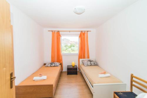 Apartments Raza