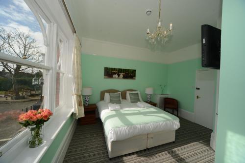 Seabrook House - image 2