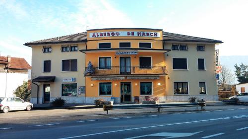 Albergo De March - Hotel - Farra dʼAlpago