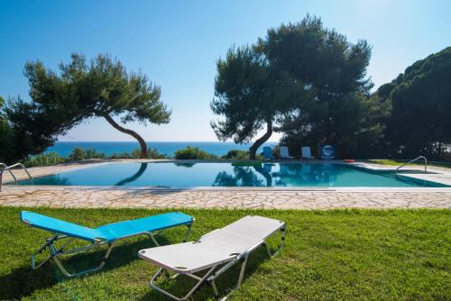  Golden Sand Apartments, Pension in Vromonérion bei Kánalos