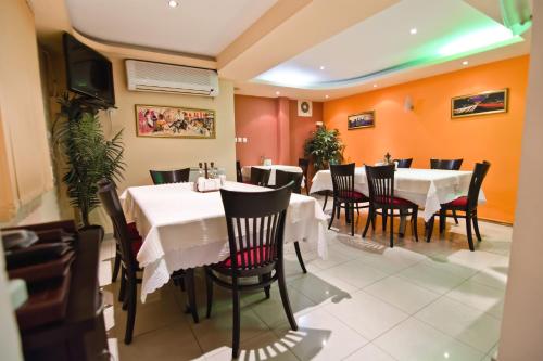 Family Hotel Victoria Gold in Mineralni Bani