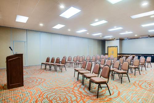 Red Lion Hotel Gillette - 연회장