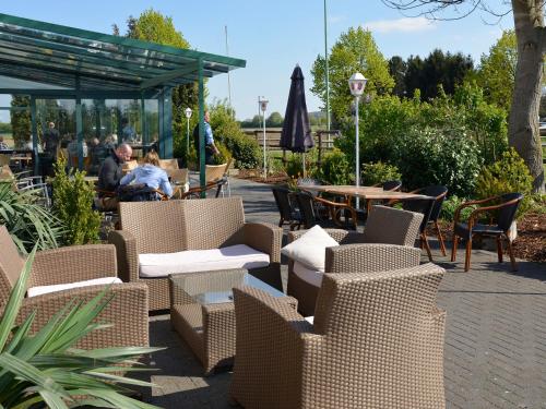 مطعم, Hotel-Restaurant Rotes Einhorn Duren *** Superior in دورين