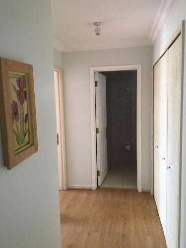 Apartment with Sea View image 8