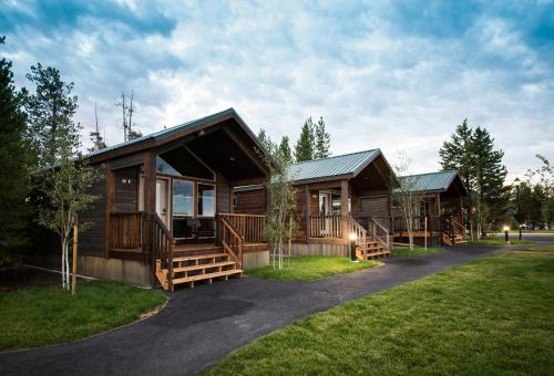 Explorer Cabins at Yellowstone in West Yellowstone, USA
