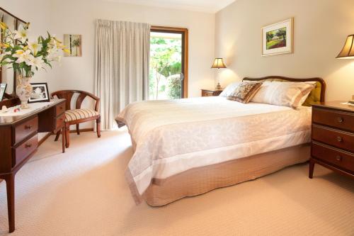 Clifton Gardens Bed & Breakfast - Orange in Clifton Grove