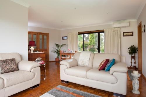 Clifton Gardens Bed & Breakfast - Orange in Clifton Grove