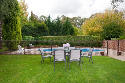 Clifton Gardens Bed & Breakfast - Orange in Clifton Grove