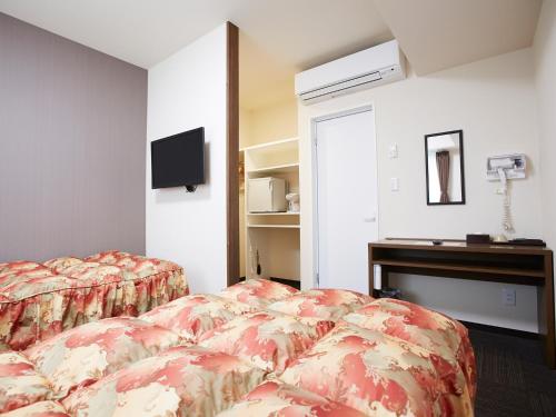 room detail thumbnail 1