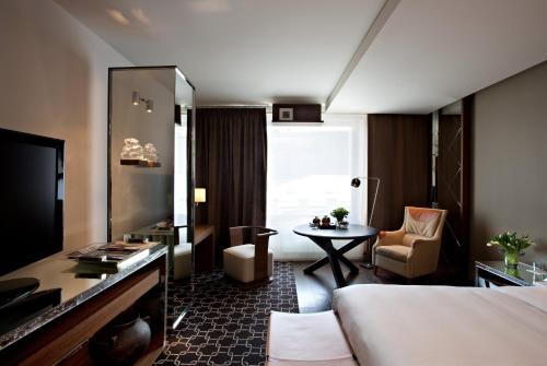 Ararat Park Hyatt Moscow - image 14