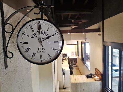 Lobby, Hotel Kumkum in Mumbai