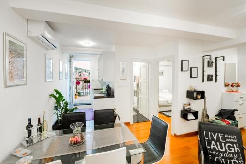 Penthouse Priuli Apartment, Split (photo 2)