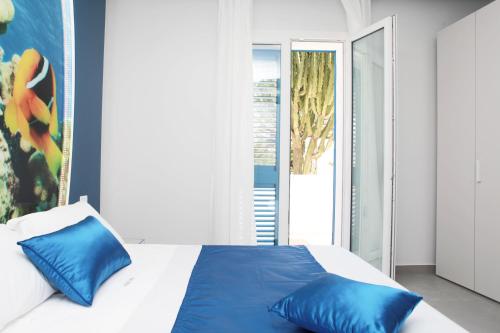 Standard Double Room image 10