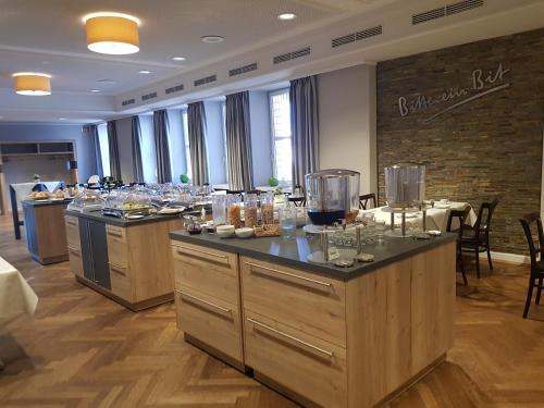 餐飲選擇, 埃菲爾布勞酒店 (Hotel Eifelbrau) in 比特堡