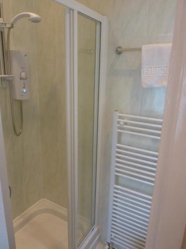 Single Room - First Floor image 4