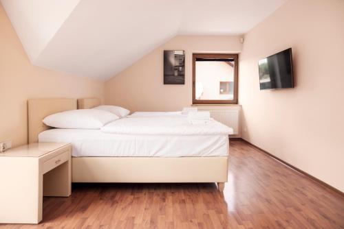 Fotel, Tychy (fotografie 9)
