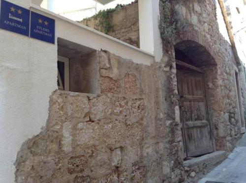 Hill House Marija - image 6