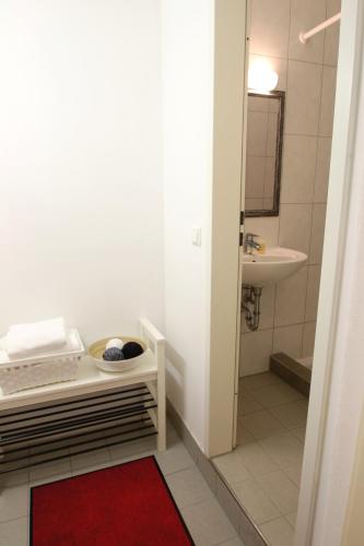 Studio (private bathroom outside of room) image 4