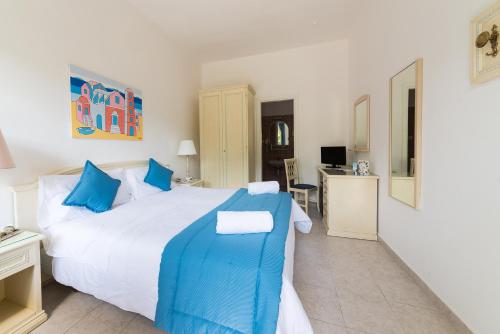 2 twin beds