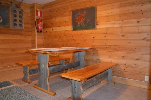 Iekārtas, Tenon Erakievari in Karigasniemi