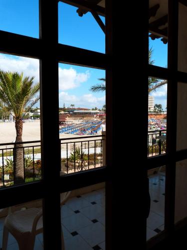 beranda/teres, Shoal Apartamentos in Cabo Roig