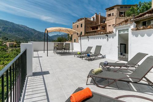 Town House Cas Decu - image 11