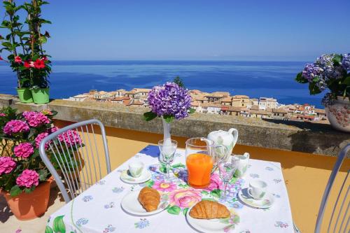  Il Terrazzo su Pizzo, Pension in Pizzo