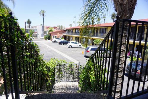 Casa Bella Inn Downtown LA - main image