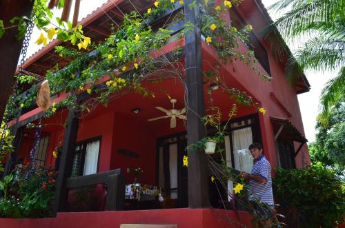 Exterior view, Massai Apartments in Playa Flamingo
