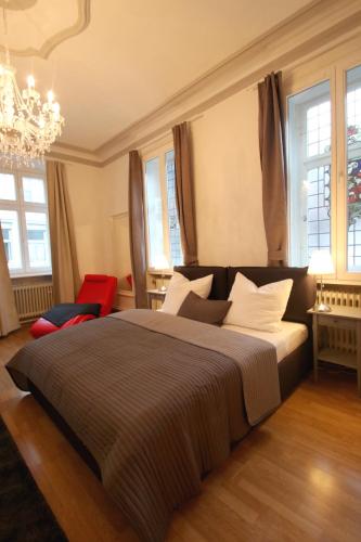 Superior Studio Apartment image 8