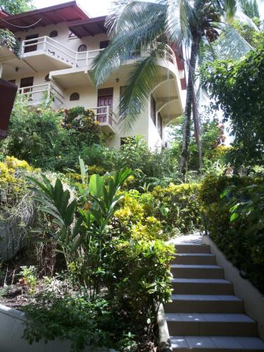 Entrance, Hotel La Colina in Quepos