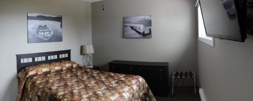 Alberta Beach Inn and Suites