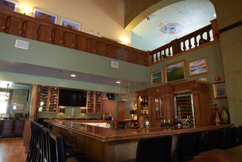Belfry Inn and Bistro - image 9