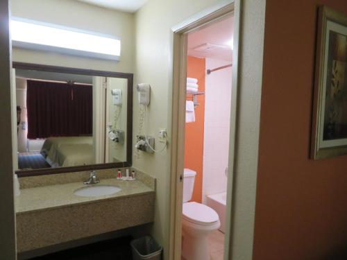 Days Inn by Wyndham Blytheville