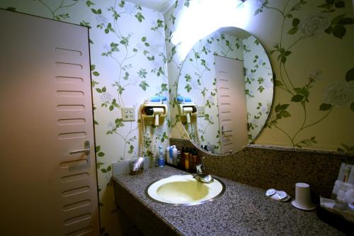 Hotel Ohirune Racco Higashiosaka ( Adult Only) - 화장실