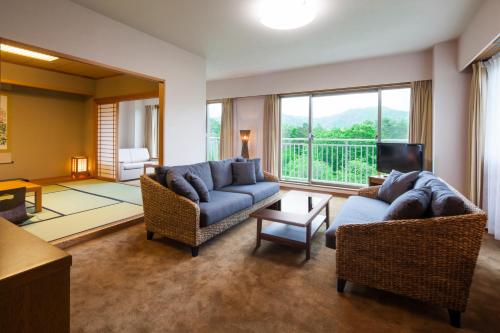 Superior Japanese-Style Room with Mountain View