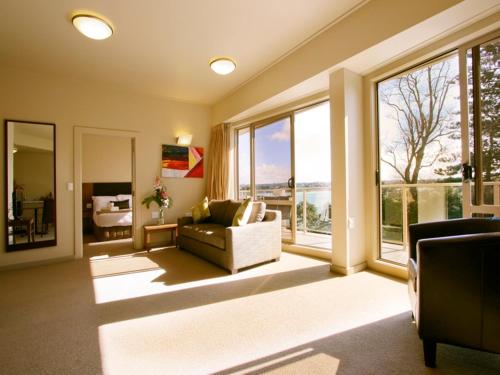 VR Takapuna - Photo 3 in Auckland, New Zealand