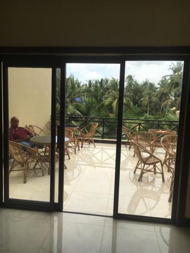 Exterior view, Blue Diamond Guesthouse near Wat Samrong Knong