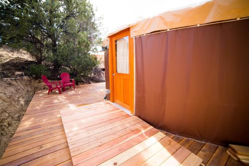 Escalante Yurts - Luxury Lodging