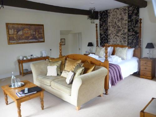 Charles Cotton Hotel – Hartington