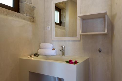 Elia Room Type - Studio Apartment - 1
