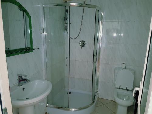 Double Room image 8