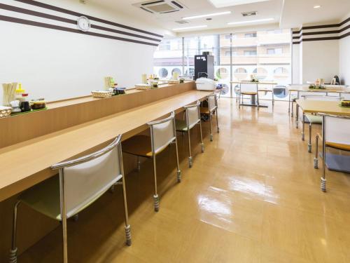 ホテル港屋