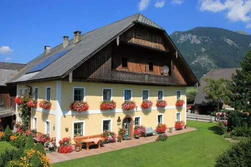 Loitzbauer Ferienwohnungen in Sankt Gilgen, Österreich