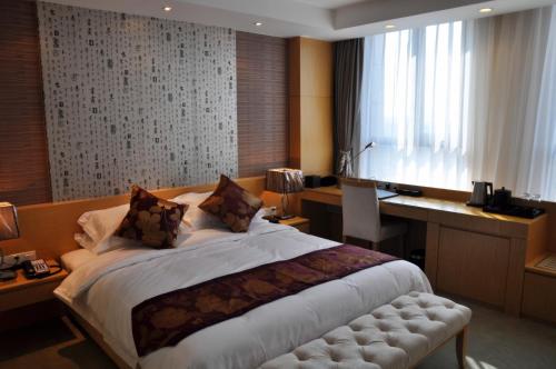 Suzhou Sun Plaza Hotel