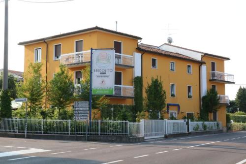Hotel Bardolino - image 11