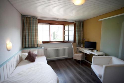 1 double bed
